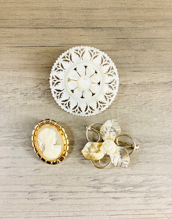 3pc Vintage Jewelry Brooches / Victorian Cameo Lad