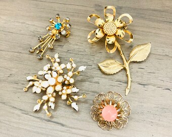 4pc Vintage Golden Jewelry Pins / 1960s Filigree Gold Brooch