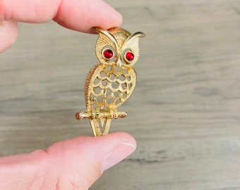 Golden Owl Avon Brooch / Vintage Jewelry Pin Faux Ruby Eyes 70s Bird Owl