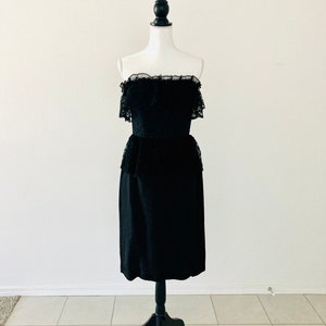 Black Lace Party Dress / Vintage 1980’s Taffeta Formal Mini Cocktail Dress Size Small