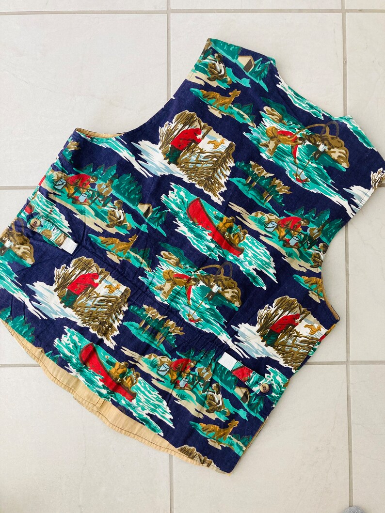 Vintage Cotton Camping Vest / 1980s Hunting Novelty Print Retro Gender-Neutral Deadstock NWT Rustic Made in Nepal image 6