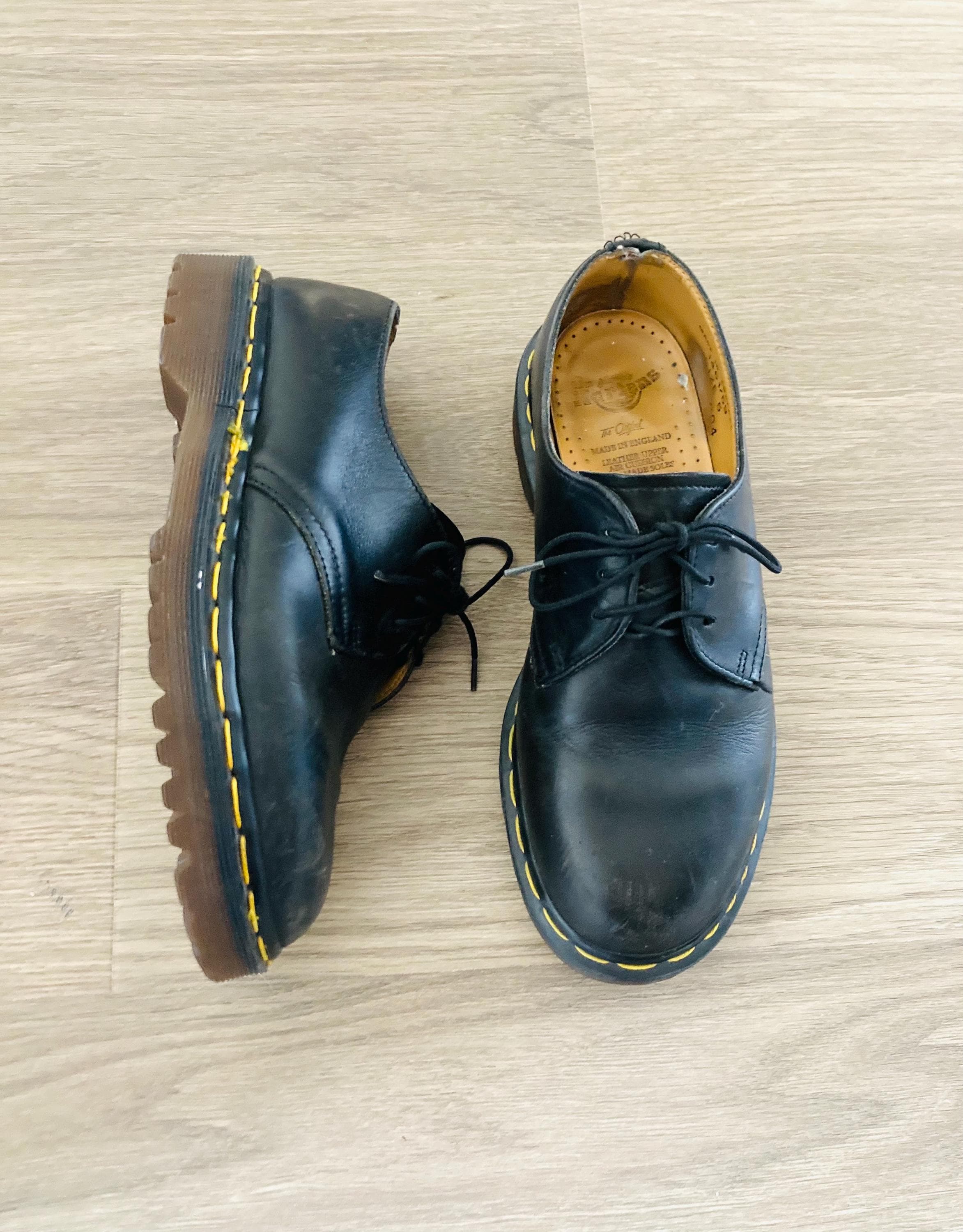 ドクターマーチン　Dr.Martens Made In England UK 7 Dr Martens Made in England, 7 Hole Industrial Steel Toe Boots