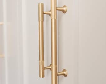 Vero Pull | Modern contemporary sleek cabinet pull, minimalist brushed brass handle Contemporary cabinet hardware, Drawer Handle