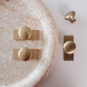 Lennox Knob| Solid Brass Cabinet Knob with backplate, Heritage Brass and Brushed Brass | Kitchen Bathroom Mudroom Dresser Furniture Handles image 9