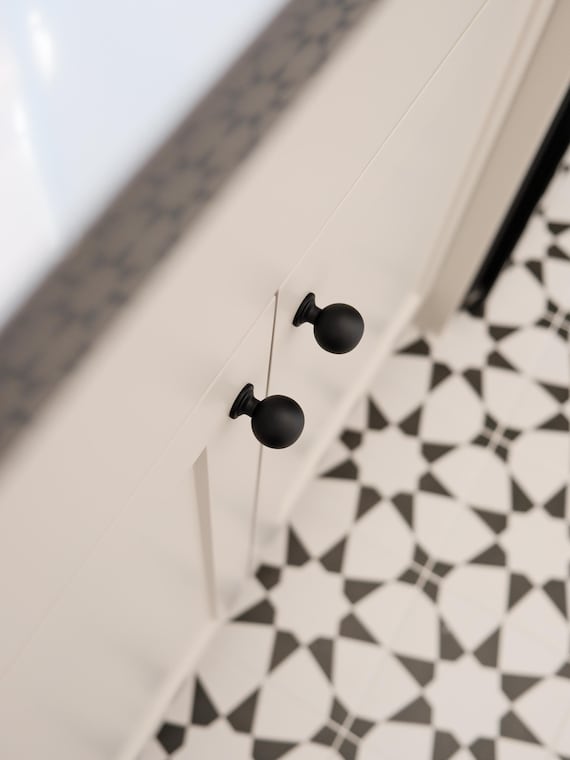 Ball Knob | Matte Black Round Knob| Oil-rubbed Bronze Ball Knob | Modern  Sleek Minimalist Cabinet Hardware for Kitchen, Dresser, Vanity - Etsy