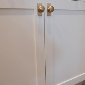 Lennox Knob| Solid Brass Cabinet Knob with backplate, Heritage Brass and Brushed Brass | Kitchen Bathroom Mudroom Dresser Furniture Handles image 11