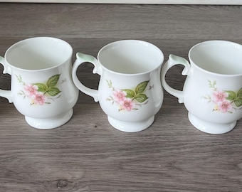 Juego vintage de 5 tazas de porcelana fina de Staffordshire de la época isabelina – Diseño floral – Fabricadas en Inglaterra