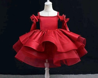 Elegante vestido de princesa escarlata: vestido de fiesta infantil para las fiestas navideñas