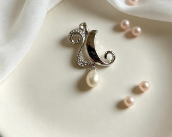 Vintage Elegant Pearl Drop Pendant | Natural Pearl Necklace | Modern Swirl Silver Pendant | June Birthstone Gift