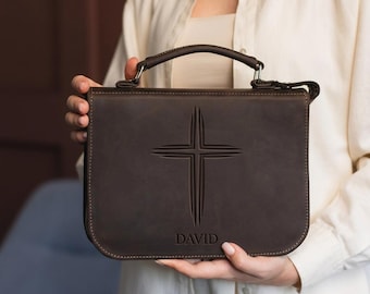 Engraved leather bible case, Bible case with zipper, Personalized bible case, Leather bible carrier, Leather bible holder, Custom bible case