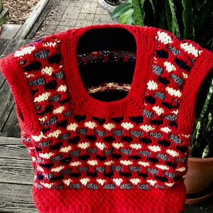 Hand Knit Sweater Vintage 1980's Women's Pullover Vest Honeycomb Pattern