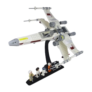 Support Display Stand for LEGO Star Wars Luke Skywalker's X-Wing Fighter 75301 / 4 minifigures slots