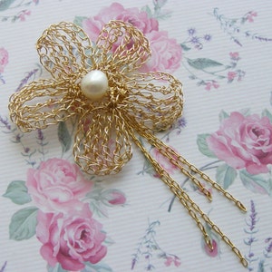 Crochet Flower Brooch, Fresh Water Pearl, Gold filled Wire Flower Brooch image 3