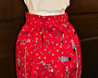 Christmas Holidays 26 inch Extra Long Waist Apron Nutcracker Handmade for Cooking Cleaning Craft Activities Clothes Protector Nanasaprons