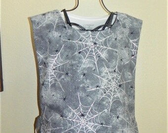 Kitchen Cobbler Lined Apron Smock Silver Webs and Spiders Handmade for Kitchen Cooking Craft Activities Excellent Clothing Protector