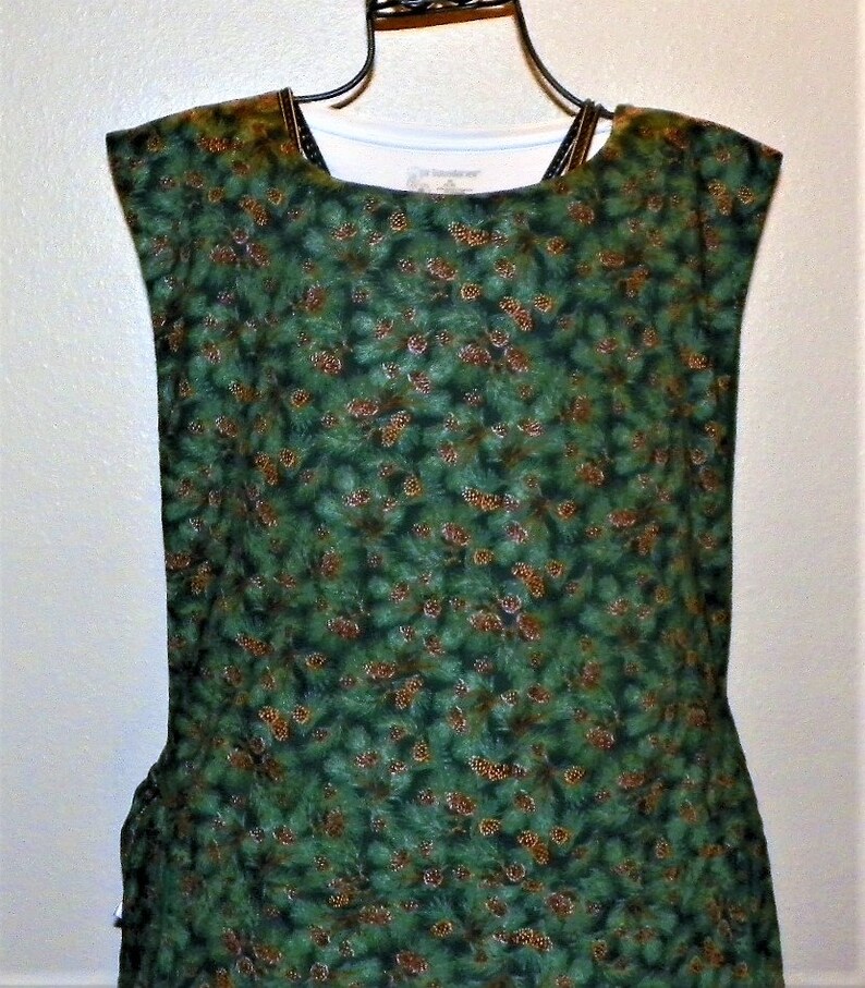Holiday Season Kitchen Cobbler Lined Apron Smock Pinecones Handmade Kitchen Cooking Craft Activities Excellent Clothing Protectors
