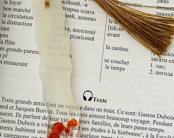 Pressed Flower Resin Bookmark – Baby’s Breath Gypsophila – Botanical with Tassel – Real Flower Gift for Book Lovers