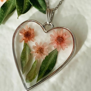 Floral Heart Pendant, Real Flower Resin Necklace, Handcrafted Botanical Jewelry, Unique Nature Gift