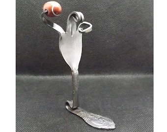 Escultura de tenedor: Mariscal de campo de fútbol americano pasando * Arte único