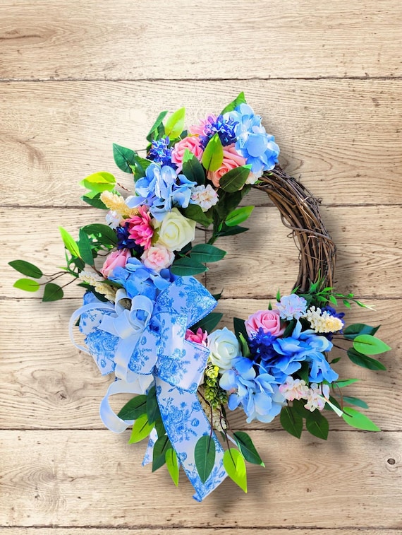 French Blue Toile Chinoiserie Grapevine Wreath Spring Summer Door Decor with Pastel and Blue Flowers Front Door Wreath Cottagecore Home Acce