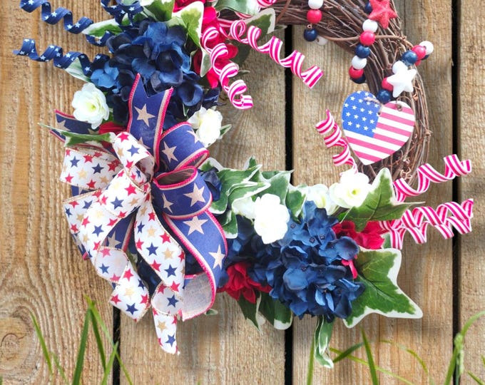 Patriotic Americana Wreath with Stars and Stripes Bow 4th of July Grapevine Wreath