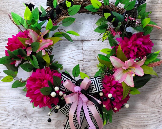 Grapevine Wreath: Pink Wreath with Stargazer Lilies