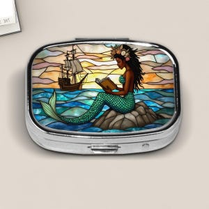 Black Mermaid Reading Pill Box – Stained Glass Ocean Sunset Scene with Ship – Fantasy Travel Case for Book Lovers and Sea Dreamers