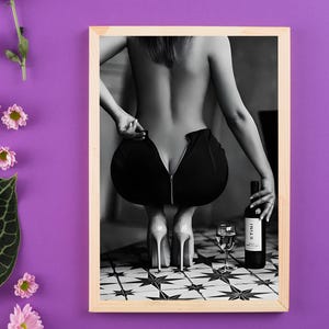 ワイングラスを持つ女性のポスター、白黒、ファッション写真、バーカートのプリント、アルコールの壁アート、フェミニストのポスター、十代の女の子の部屋の装飾