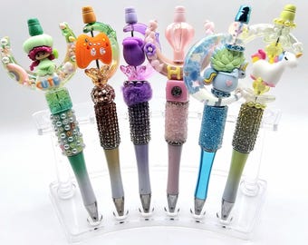 El bolígrafo Fun Beaded Bling viene con recambio