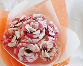 Ramo de flores de papel de cómic, flores de papel de dibujos animados, ramo de papel único, flores de página de libro, flores de boda ecológicas
