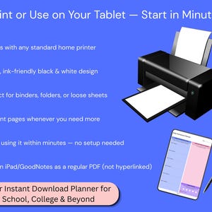 Op de afbeelding: Een digitale planner-advertentie op een blauwe achtergrond met de tekst Print or Use on Your Tablet &mdash; Start in Minutes. Het bevat een zwarte thuisprinter, een tablet met een dagplanner-pagina, een stylus en een lijst met productkenmerken.