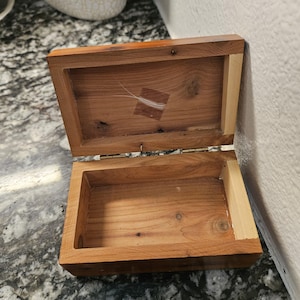 Small Cedar Trinkets/Jewelry Box Chest
