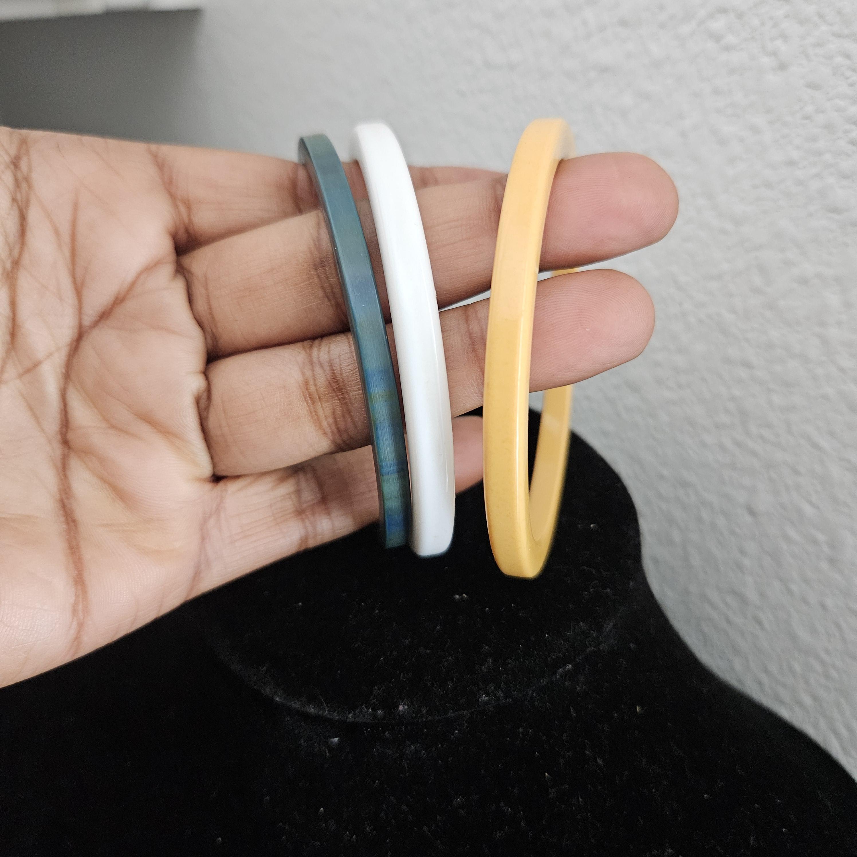 ヴィンテージ ベークライト バングル 4個セット - Etsy 日本