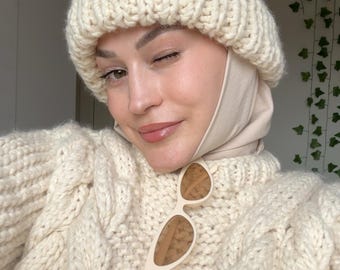 Handmade Cream Cable Knit Sweater and Beanie Set, Oversized  display picture 1