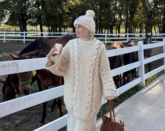 Helen Kaminski. Blend Beanie Cozy Cream Cable Knit Sweater.nwt Handmade Cream Cable Knit Sweater and Beanie Set, Oversized  main image 2