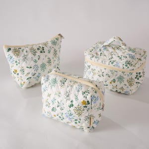 Garden Grace Floral Quilted Makeup Bag - Travel Toiletry Bag