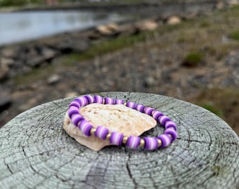 pulseira de contas de argila violeta