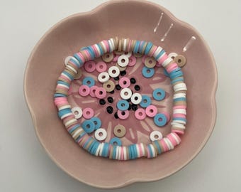 pulseira de contas de argila em formato de cone de sorvete