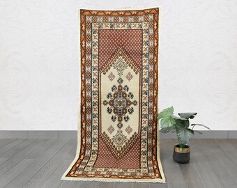 5.9x2.6 ft | Vintage Anatolian Medallion Rug | Hand-Knotted Wool Geometric Tribal Design | Turkish Yahyali Style