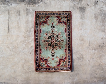 Hand Knotted Wool Rug – Aqua Floral Medallion, Navy Border (54x33 in.)