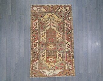 Vintage Tree of Life Prayer Rug | Hand-Knotted Turkish Wool, 6'8"x4'