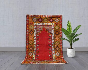 Handwoven Wool Rug 3.6x2.4 ft: Tribal Boho Floral Carpet