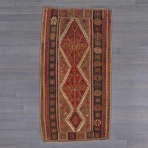 Handmade Traditional Anatolian Kilim, Vibrant Historical Motifs, Authentic Wool Craftsmanship - Perfect for Home Decor
