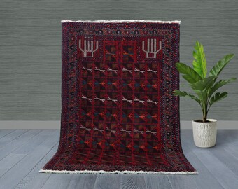Handmade Wool Rug: Traditional Geometric Design, 4.1 x 2.10 ft