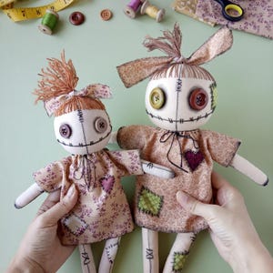 Voodoo Puppe mit Runden Kopf Nähen Muster PDF, DIY Creepy süße Puppe im Kleid Vorlage Sofort Download