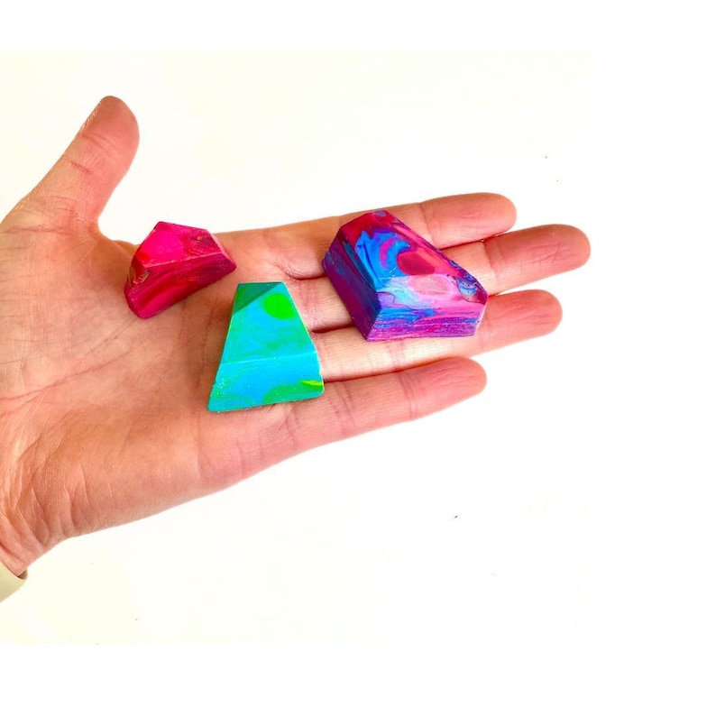 Toddler Coloring Gifts Rock Shaped Crayon Birthday Party Favor Handmade Crayons Chunky Kid Art Travel Activity Creative Play Set Preschool Birthday Gift Themed Crayons Reusable Storage Jar Swirling Colors Perfect Little Hands Restaurant