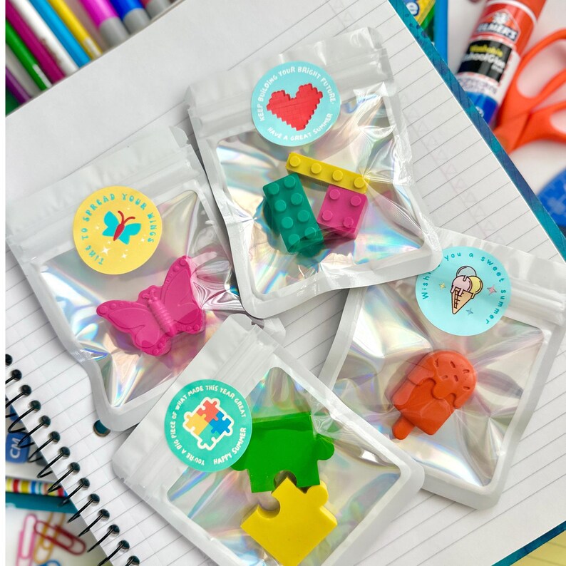 Kindergarten Graduation Present Party Favor Student Classroom Gift Handmade Crayon Set Shaped Novelty Design End Of Year Celebration K5 Grad Reward Summer Sendoff Creative Play Supply Teacher Handout Bulk Student Present Screen Free