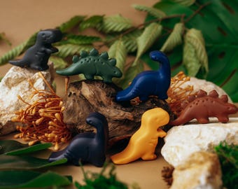 Dinosaur Crayons: Dino Party Favors, Birthday Gift for Boys