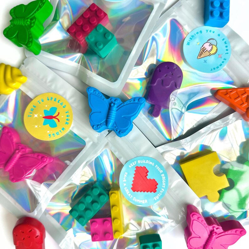 Handmade Novelty Crayon Set Shaped Fun Design Student Classroom Gift End Of Year Present Teacher Handout Party Favor Kindergarten Graduation Celebration K5 Grad Reward Creative Play Supply Summer Sendoff Screen Free Activity Colorful