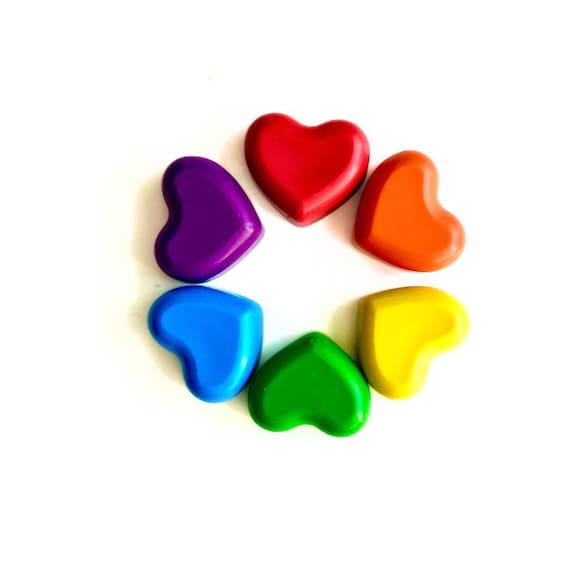 Heart Shaped Crayon Rainbow Art Supply Kid Party Gift Valentine Classroom Favor Preschool Exchange Idea Toddler Coloring Activity Creative